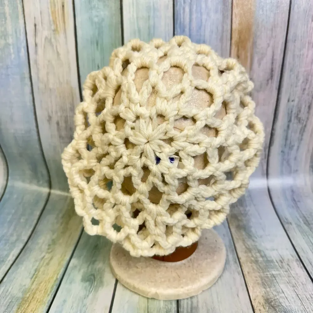 English Village Virgin Wool Knit Beret Ivory Hat 1970s Boho Cap Made in Korea